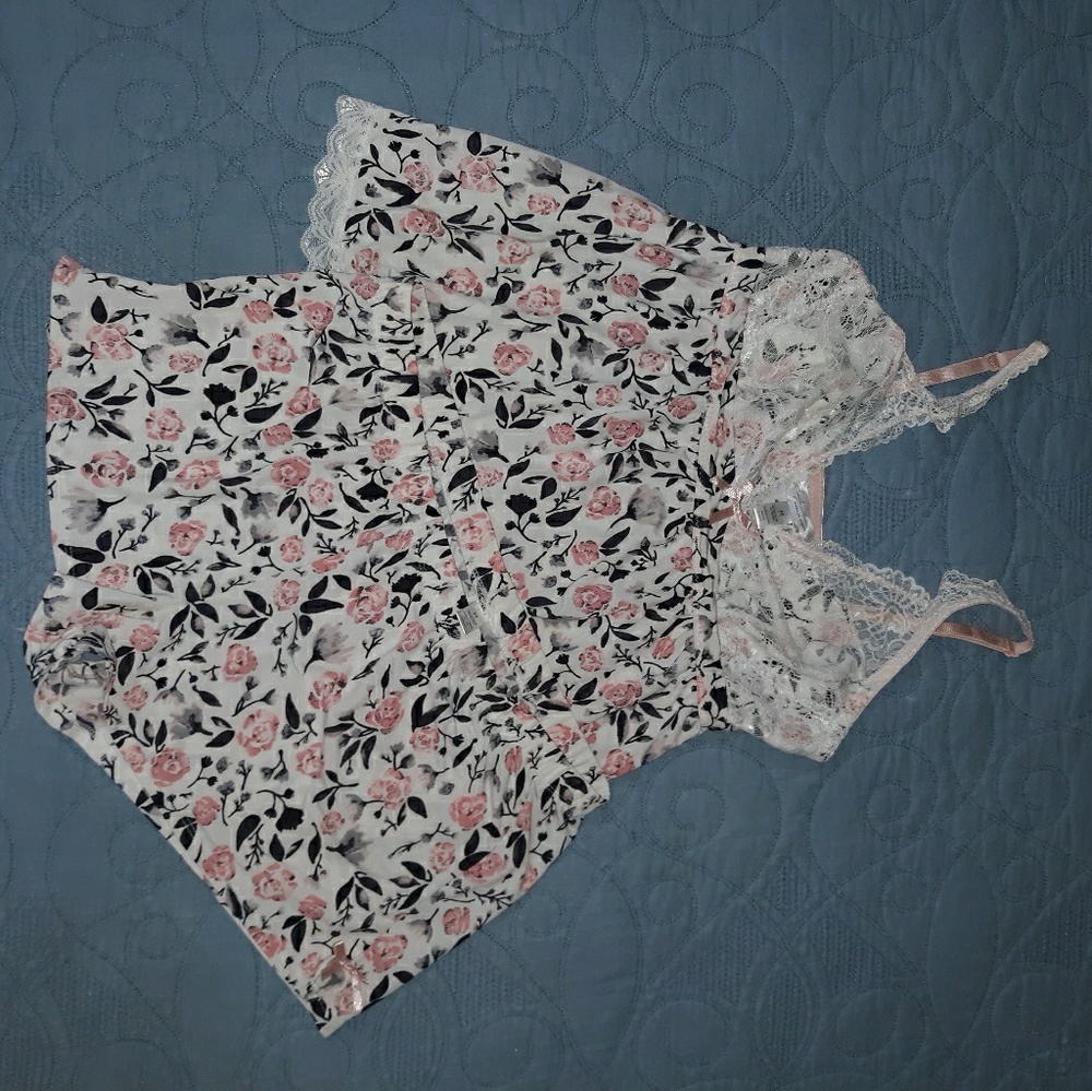 Marilyn Monroe Sleep Set EUC